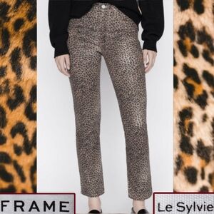 Hi-Rise Slender Straight Fit Leopard Print Jeans🪞